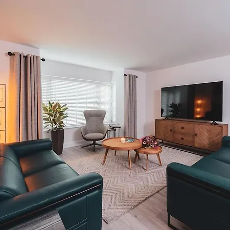 Luxurious 5-bed Property Nyaraló Cill Airne